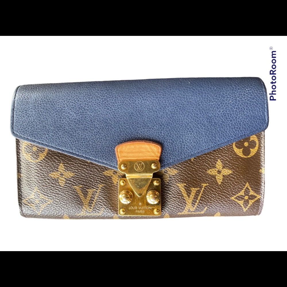 Louis Vuitton Pallas long bifold wallet